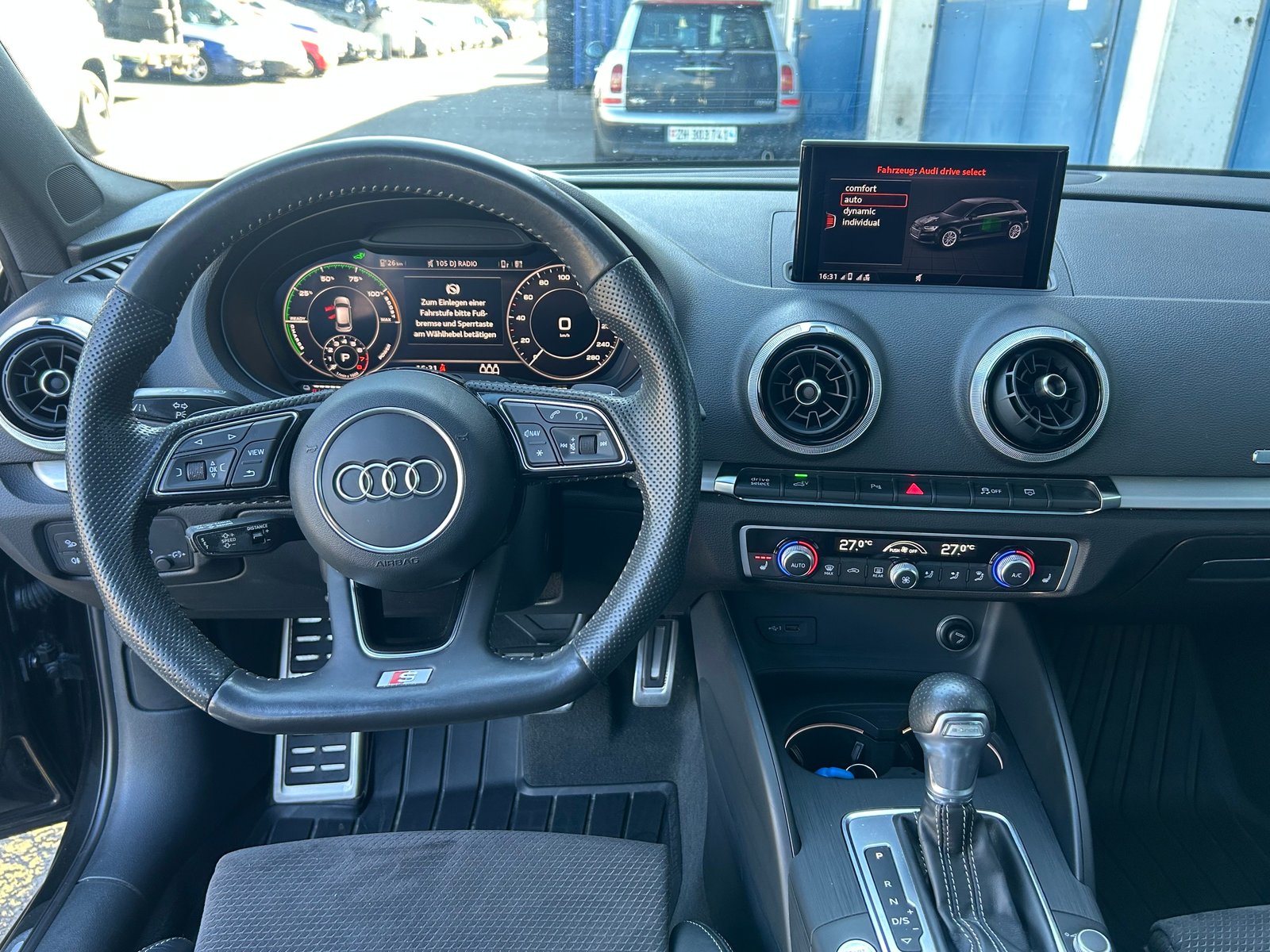 AUDI A3 Sportback 1.4 e-tron Sport S-tronic, Plug-in-Hybrid Benzin/Elektro, Occasion / Gebraucht, Automatik - 4