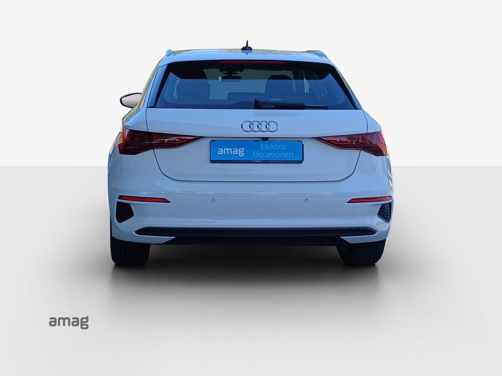 AUDI A3 Sportback 40 TFSI e Attraction, Voll-Hybrid Benzin/Elektro, Occasion / Gebraucht, Automatik - 5