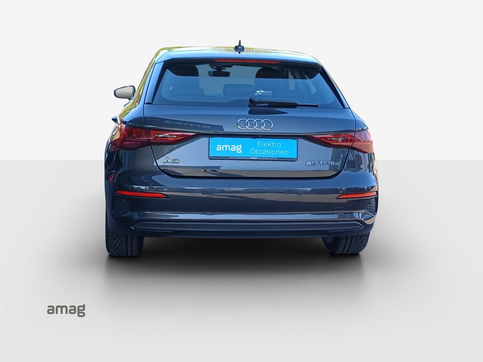 AUDI A3 Sportback 40 TFSI e Attraction, Full-Hybrid Petrol/Electric, Second hand / Used, Automatic - 5