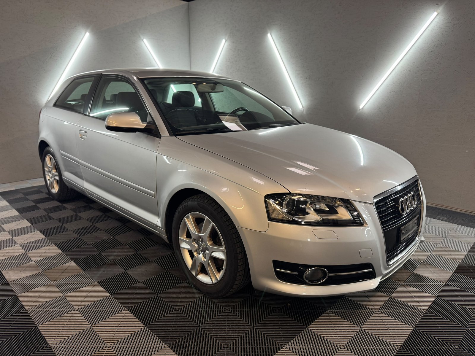 AUDI A3 1.4 TFSI Ambition S-tronic