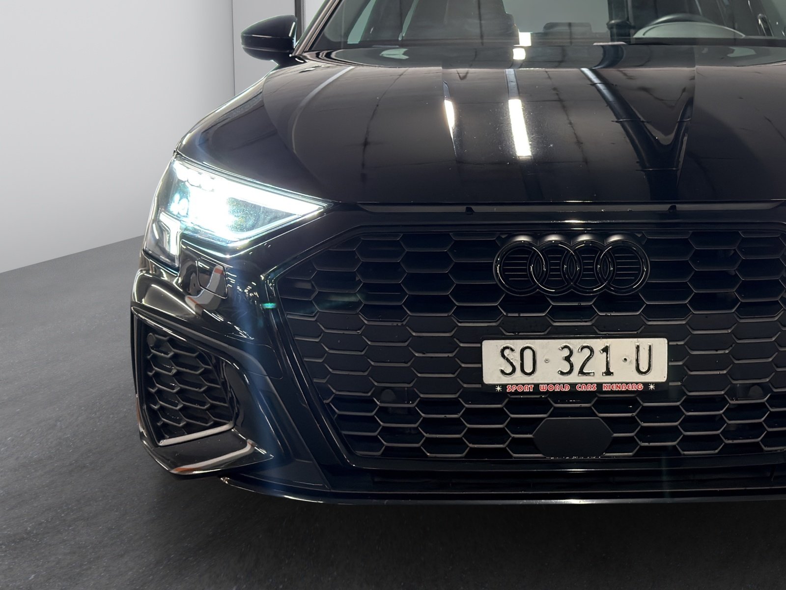 AUDI A3 Sportback 40 TFSI e S line S-tronic, Plug-in-Hybrid Petrol/Electric, Second hand / Used, Automatic - 5