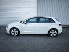 AUDI A3 Sportback 1.4 T FSI ultra Ambition, Petrol, Second hand / Used, Manual - 5