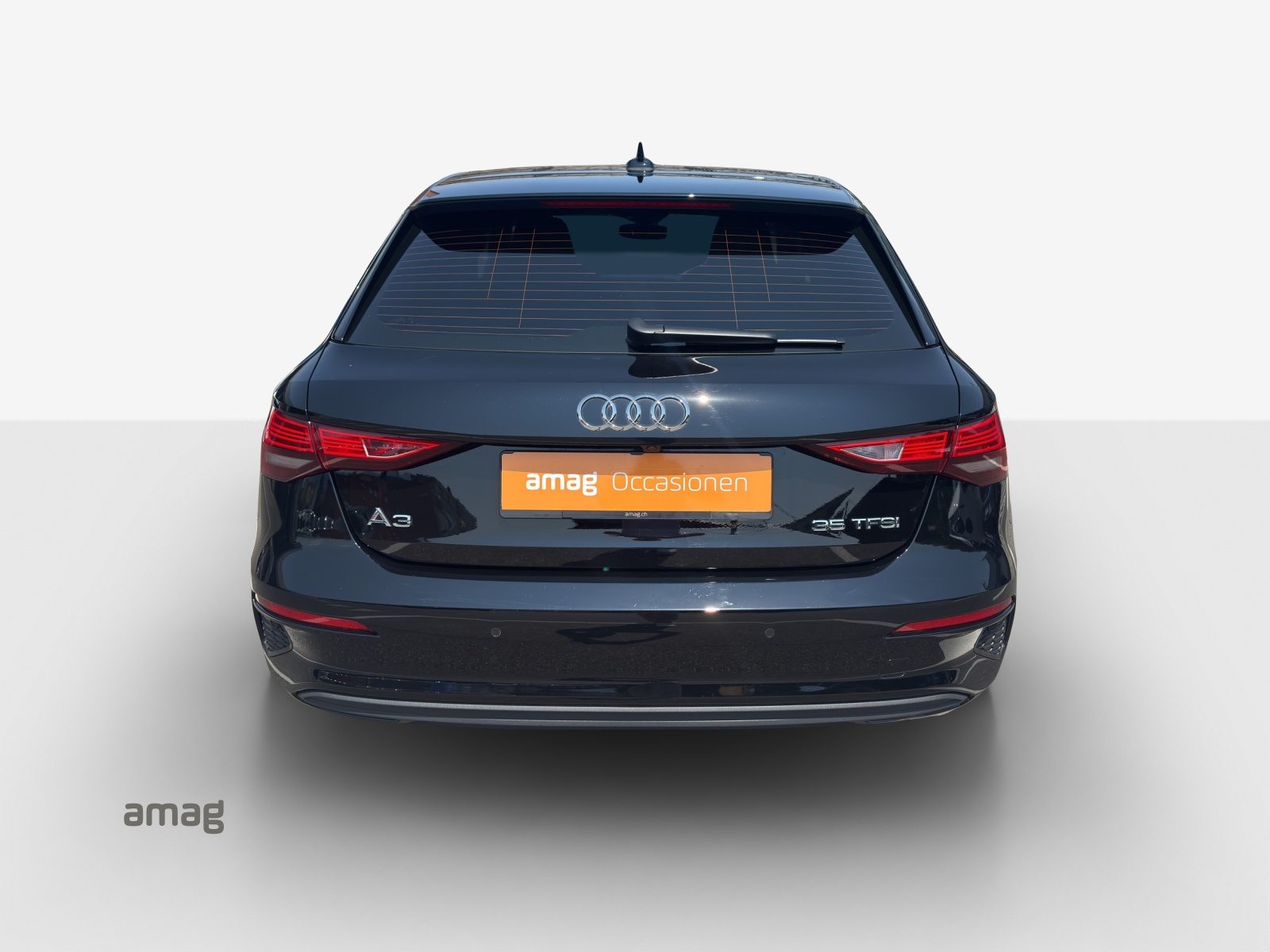 AUDI A3 Sportback 35 TFSI Attraction, Benzin, Occasion / Gebraucht, Automatik - 4