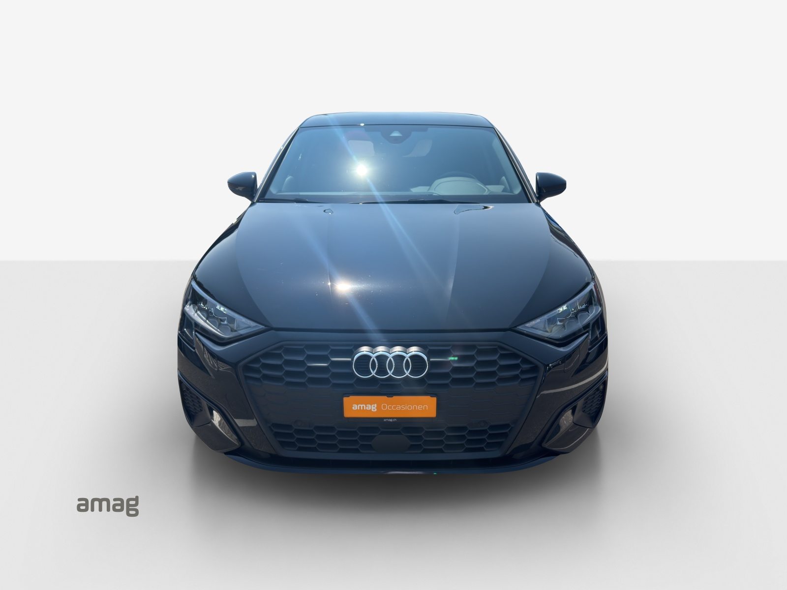 AUDI A3 Sportback 35 TFSI Attraction, Benzin, Occasion / Gebraucht, Automatik - 7