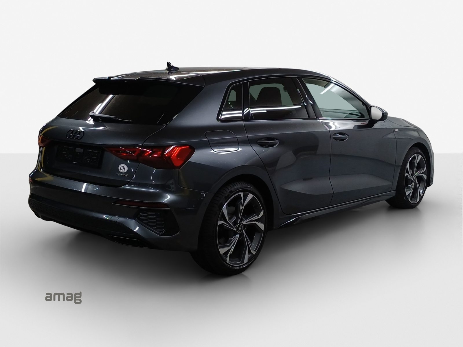 AUDI A3 Sportback 40 TDI S line, Diesel, Occasion / Gebraucht, Automatik - 5
