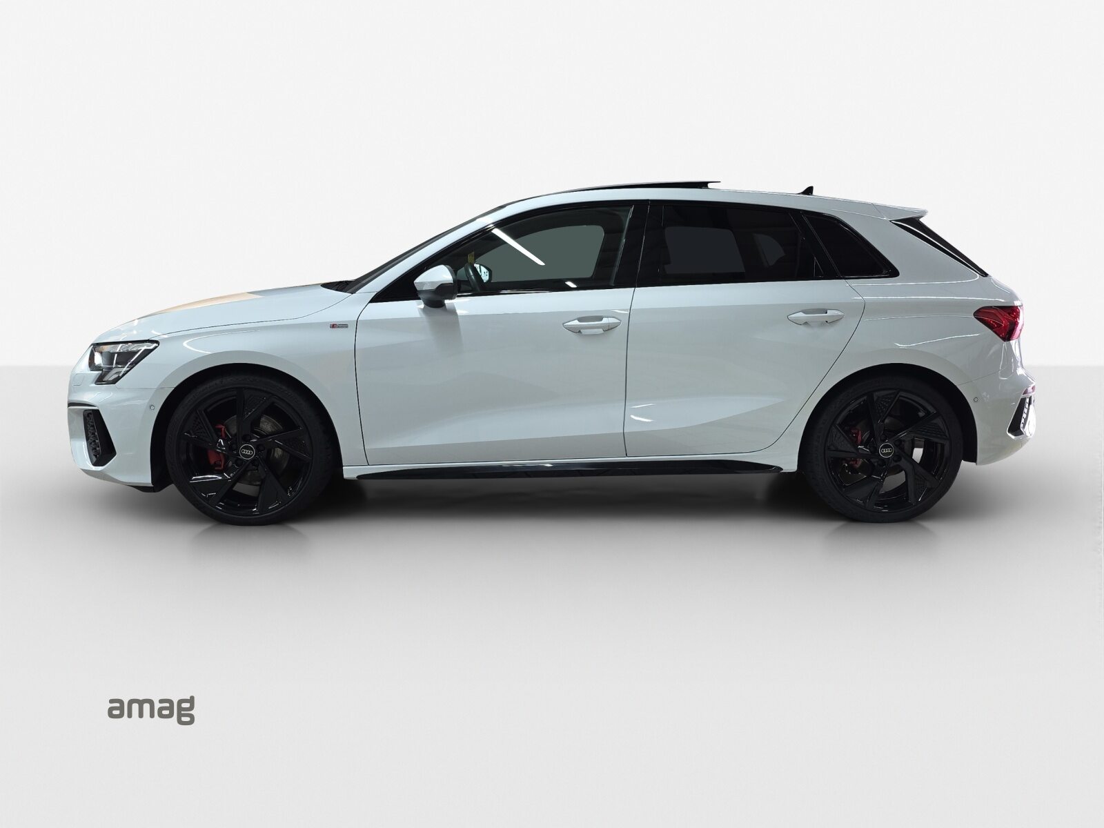 AUDI A3 Sportback 40 TFSI S line, Essence, Occasion / Utilisé, Automatique - 2