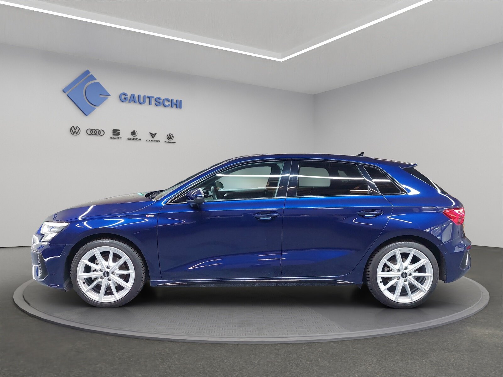 AUDI A3 Sportback 35 TFSI S line S-tronic, Mild-Hybrid Benzin/Elektro, Occasion / Gebraucht, Automatik - 2