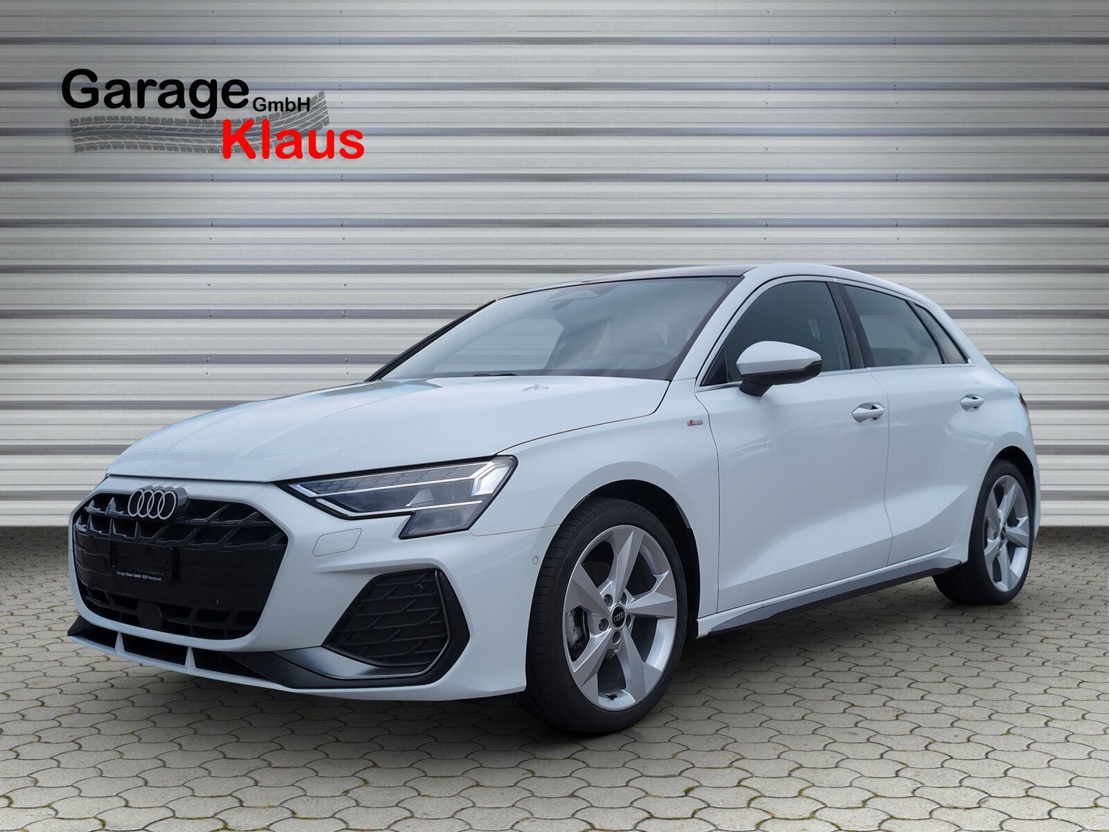 AUDI A3 Sportback TFSI 110 kW S line S tronic