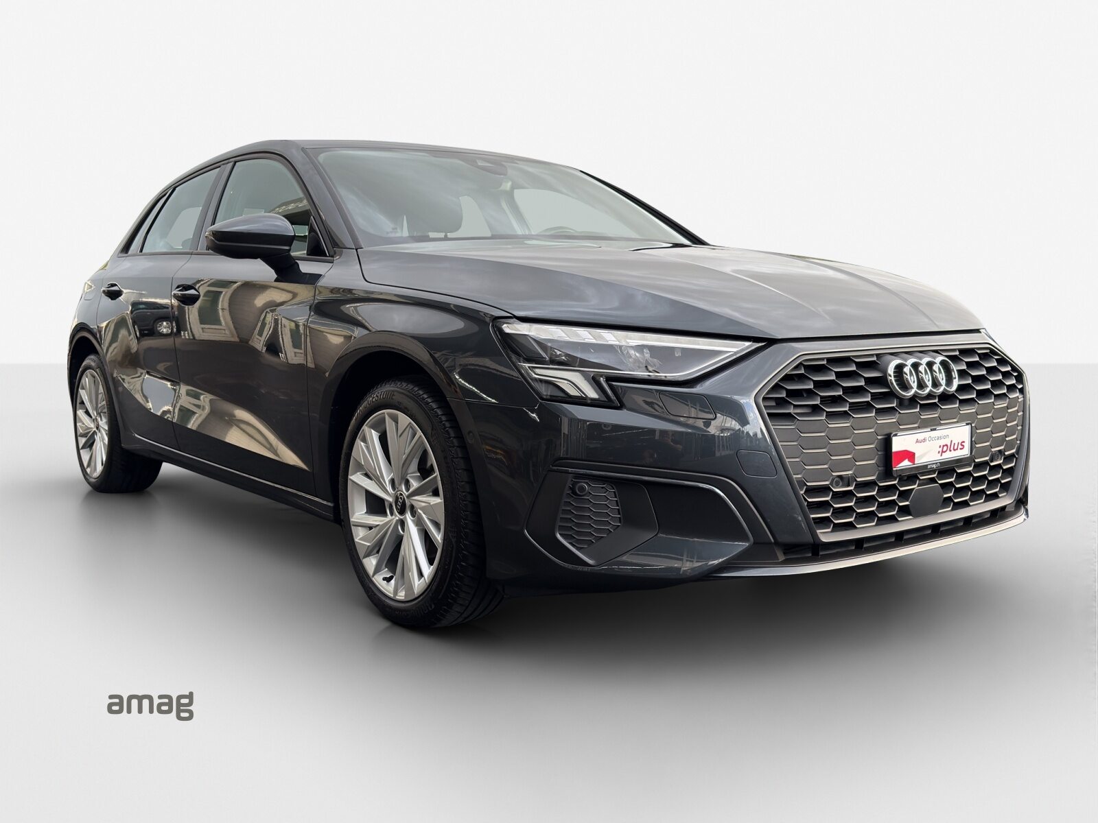 AUDI A3 Sportback 35 TFSI Attraction, Benzin, Occasion / Gebraucht, Automatik - 6