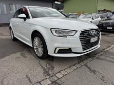 AUDI A3 Sportback 1.4 e-tron Sport S-tronic, Plug-in-Hybrid Benzin/Elektro, Occasion / Gebraucht, Automatik - 2