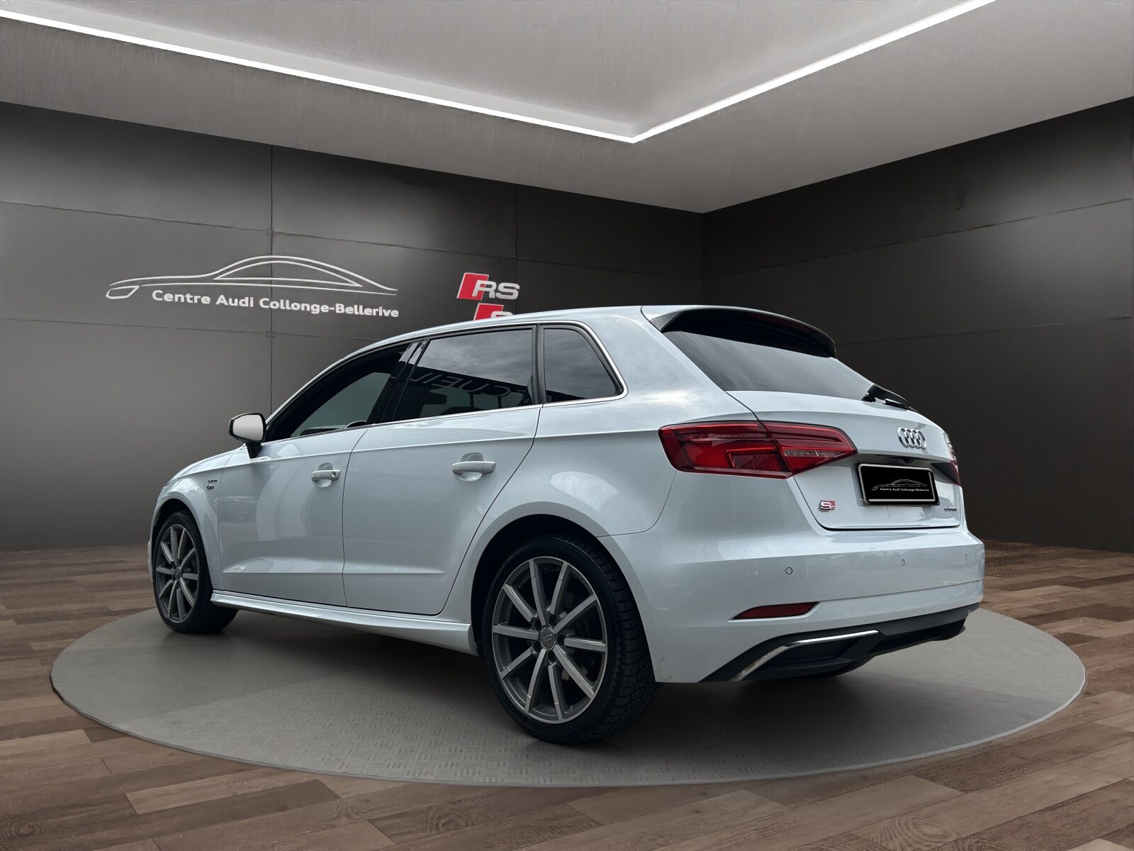 AUDI A3 Sportback e-tron sport, Hybride Intégral Essence/Électricité, Occasion / Utilisé, Automatique - 3