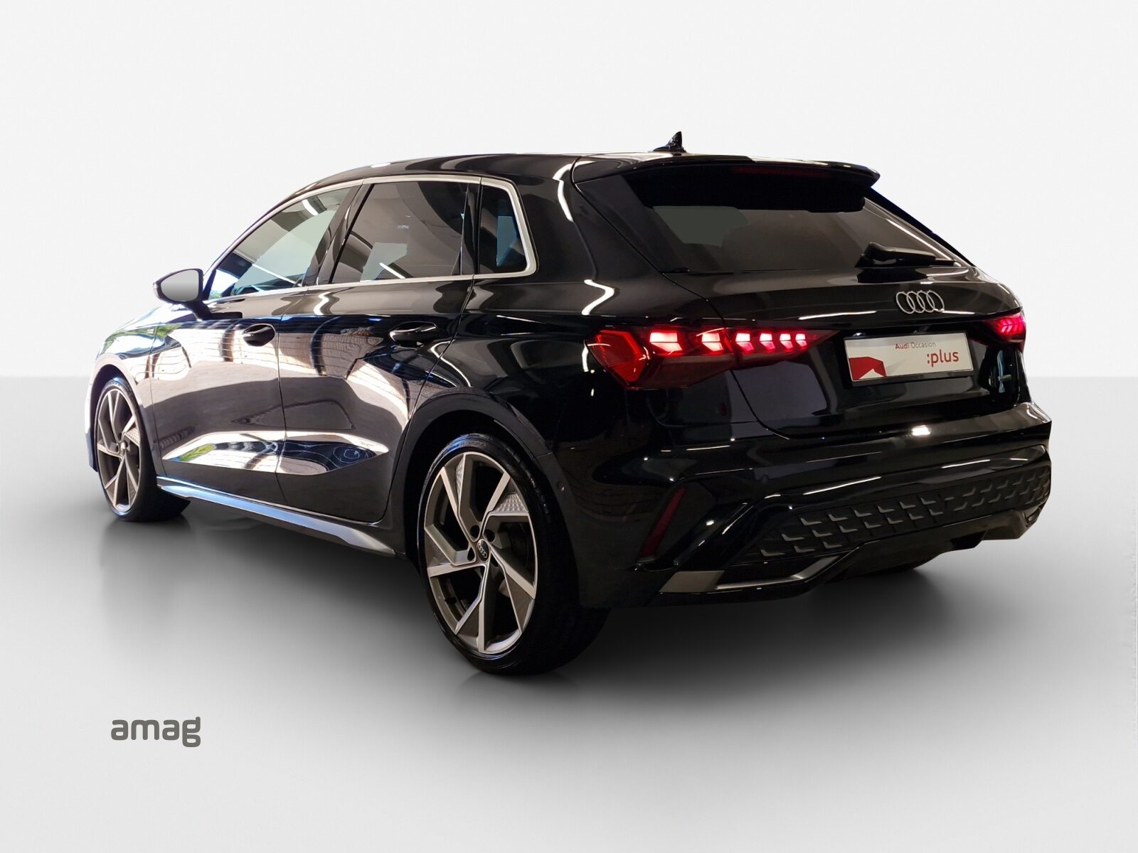 AUDI A3 Sportback TFSI 150 kW S line, Benzin, Occasion / Gebraucht, Automatik - 3