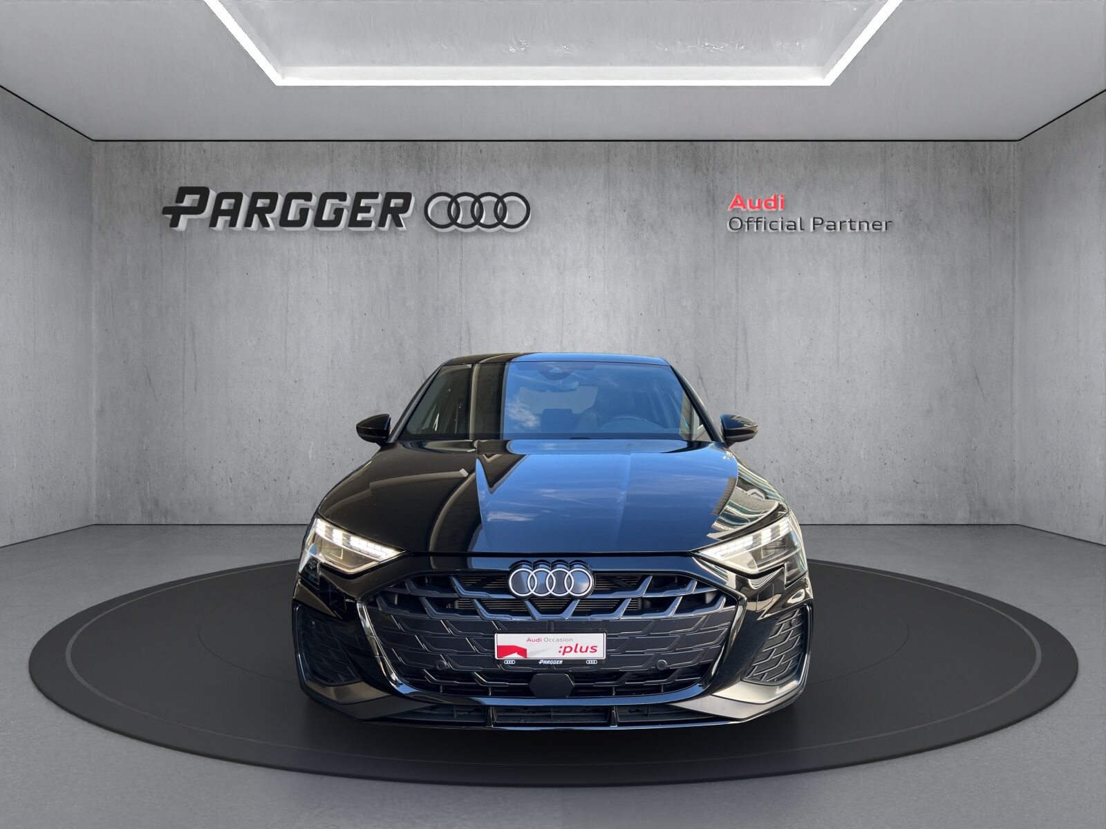 AUDI A3 SB 35 TFSI S line Attr, Benzin, Occasion / Gebraucht, Automatik - 2