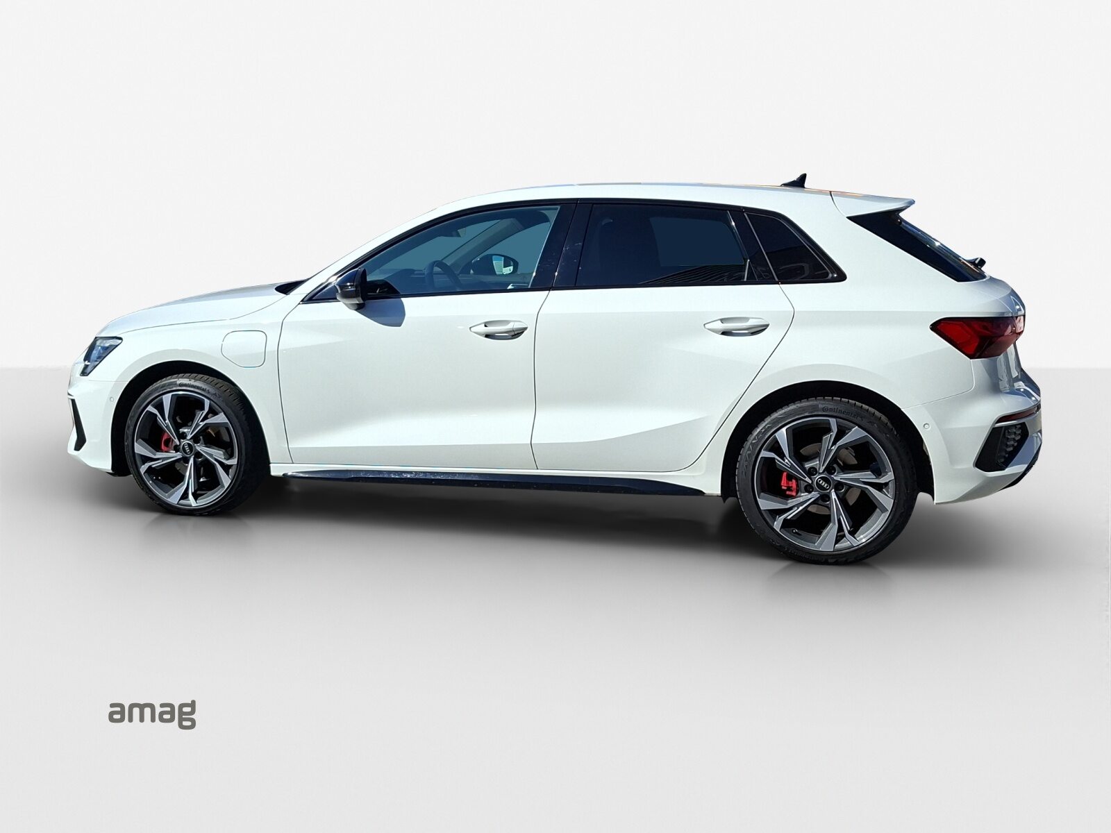 AUDI A3 Sportback 40 TFSI e S line, Hybride Intégral Essence/Électricité, Occasion / Utilisé, Automatique - 2