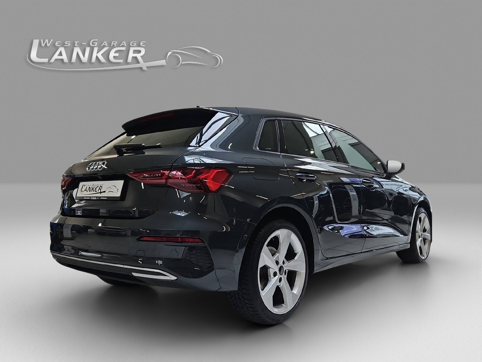 AUDI A3 Sportback 1.5 35 TFSI Advanced S-Tronic, Mild-Hybrid Petrol/Electric, Second hand / Used, Automatic - 3
