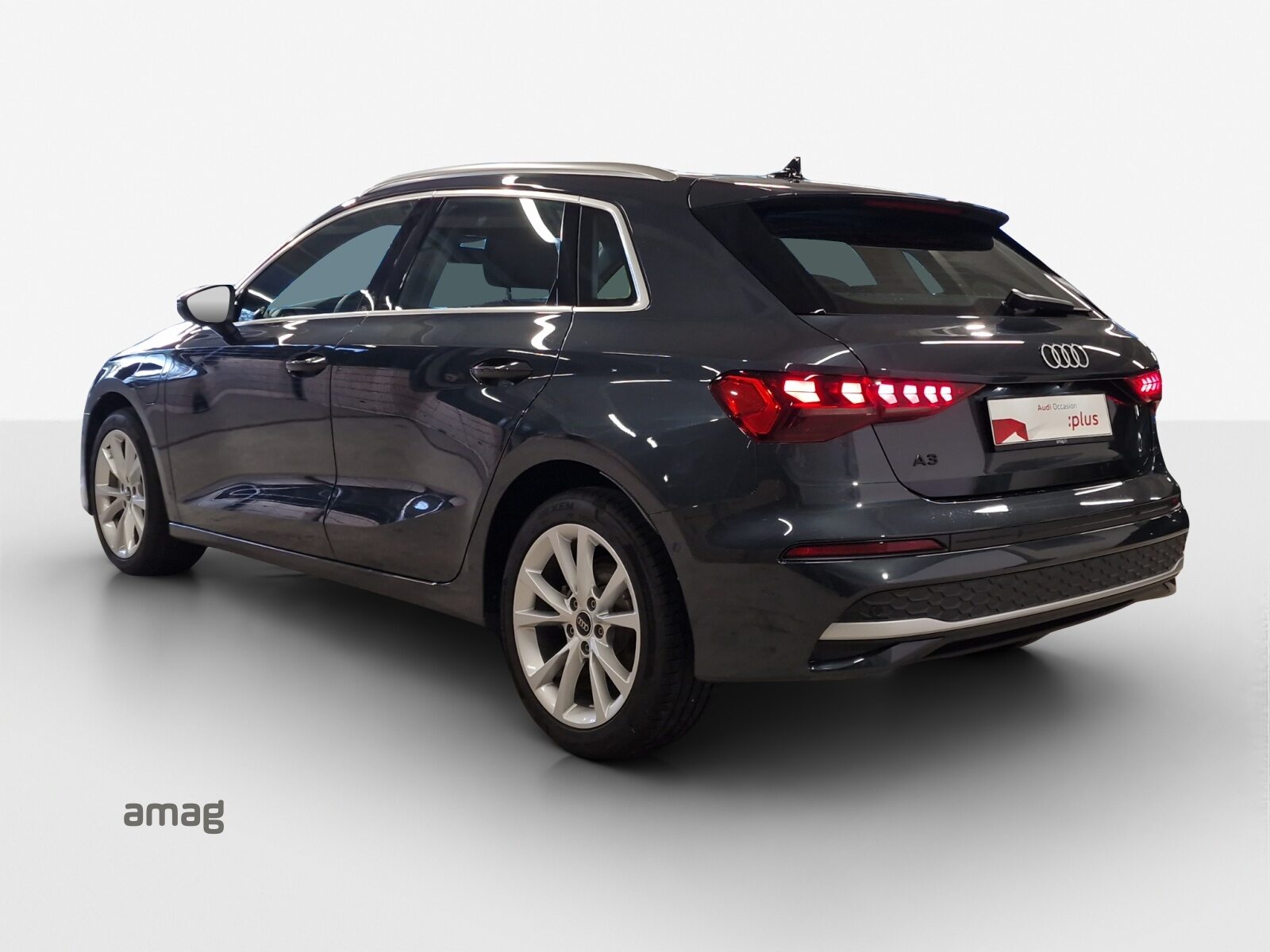 AUDI A3 Sportback 45 TFSI e S line Attraction, Voll-Hybrid Benzin/Elektro, Occasion / Gebraucht, Automatik - 3
