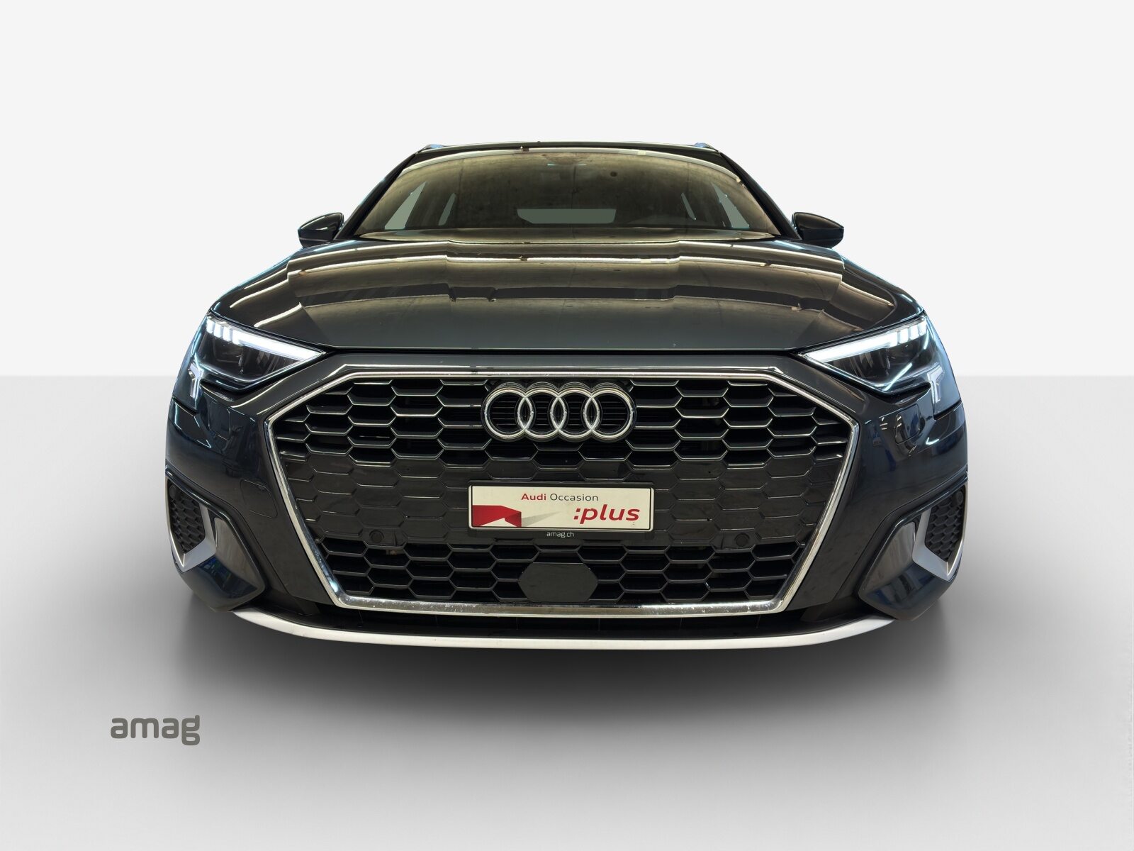 AUDI A3 Sportback 40 TFSI e S line, Full-Hybrid Petrol/Electric, Second hand / Used, Automatic - 7