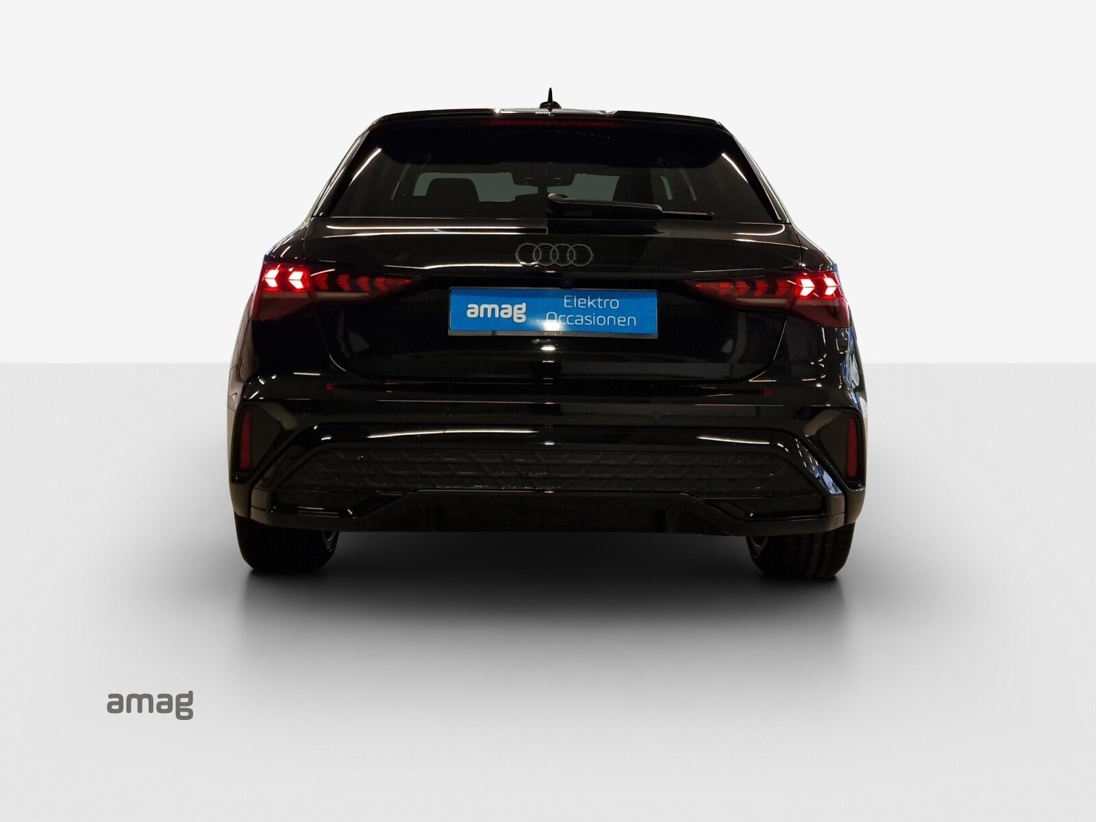AUDI A3 SB TFSI e 200kW S line, Voll-Hybrid Benzin/Elektro, Occasion / Gebraucht, Automatik - 4