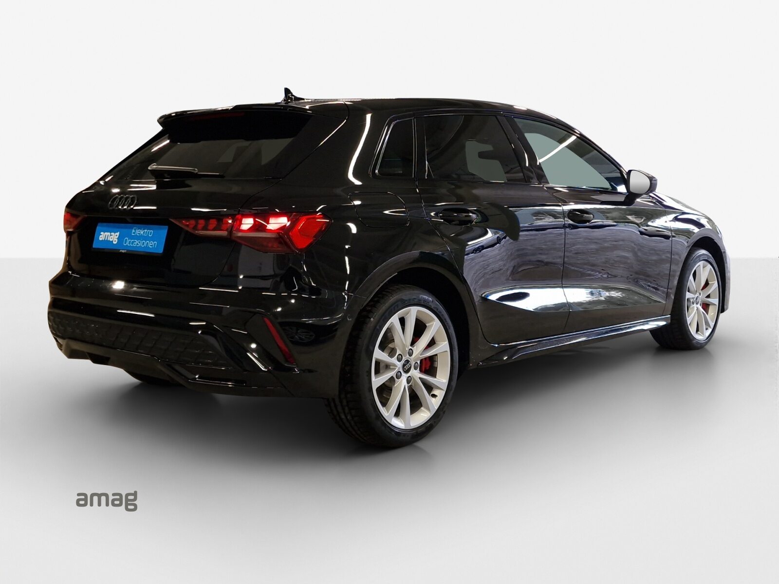 AUDI A3 SB TFSI e 200kW S line, Voll-Hybrid Benzin/Elektro, Occasion / Gebraucht, Automatik - 5