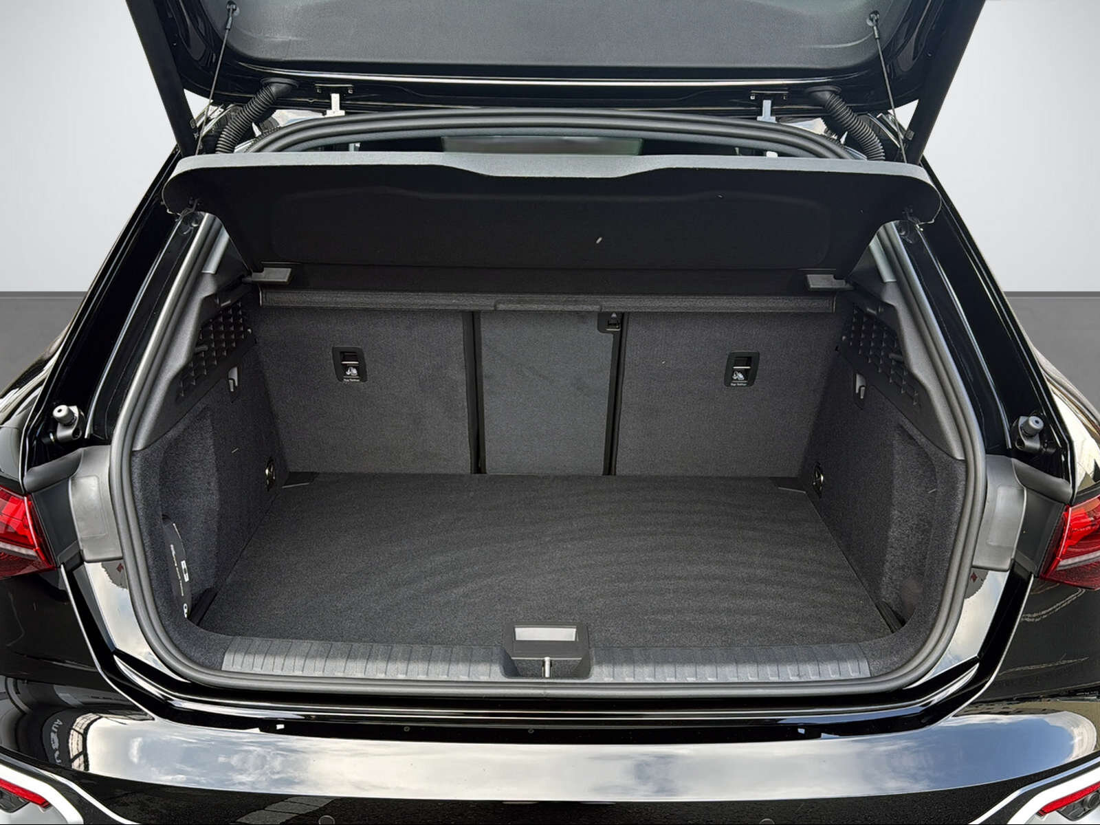 AUDI A3 Sportback 1.5 35 TFSI allstreet Attraction S-Tronic, Mild-Hybrid Petrol/Electric, Second hand / Used, Automatic - 7
