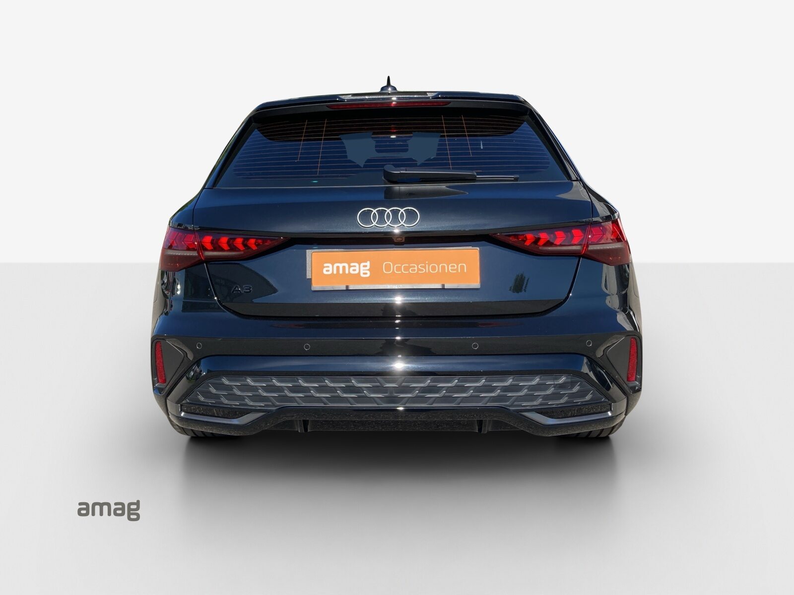 AUDI A3 Sportback TFSI 110 kW S line, Benzin, Occasion / Gebraucht, Automatik - 4