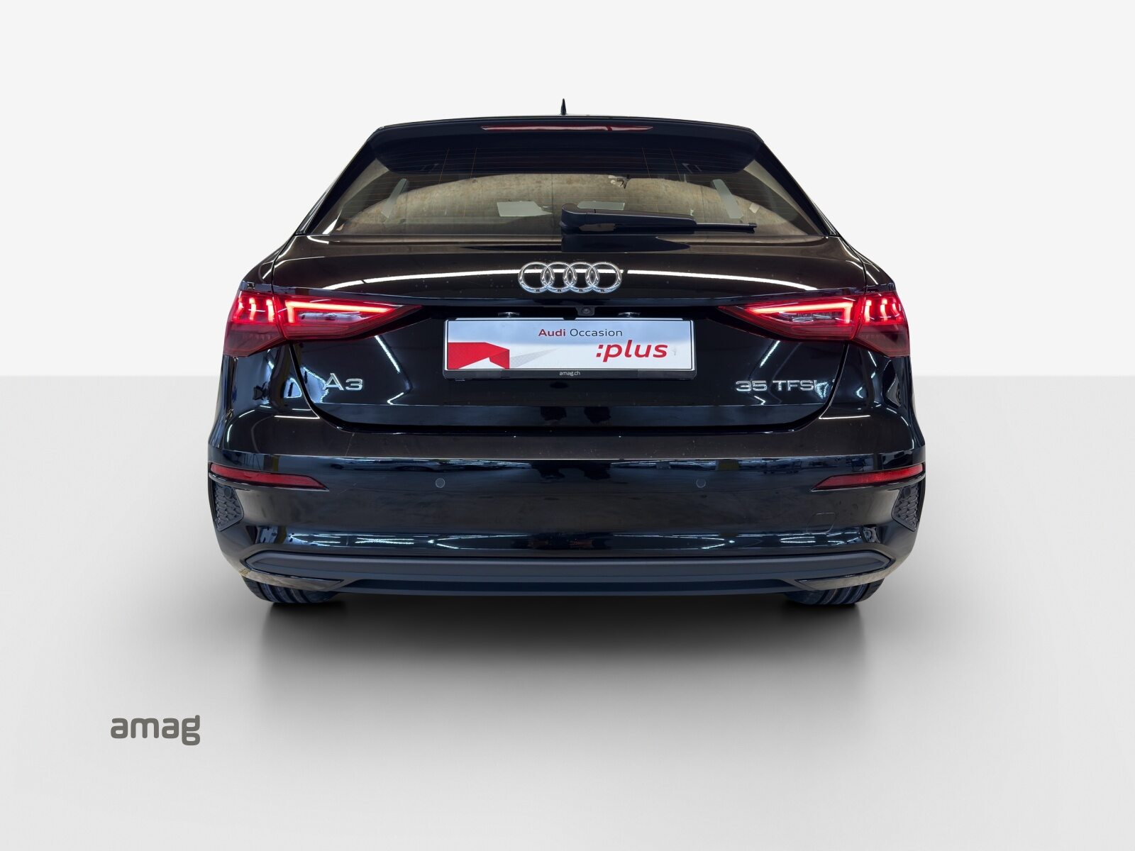 AUDI A3 Sportback 35 TFSI Attraction, Benzin, Occasion / Gebraucht, Automatik - 4