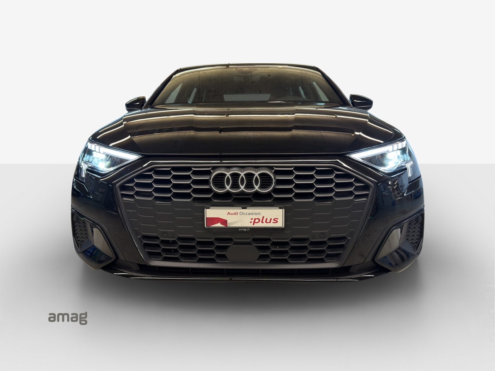 AUDI A3 Sportback 35 TFSI Attraction, Benzin, Occasion / Gebraucht, Automatik - 7