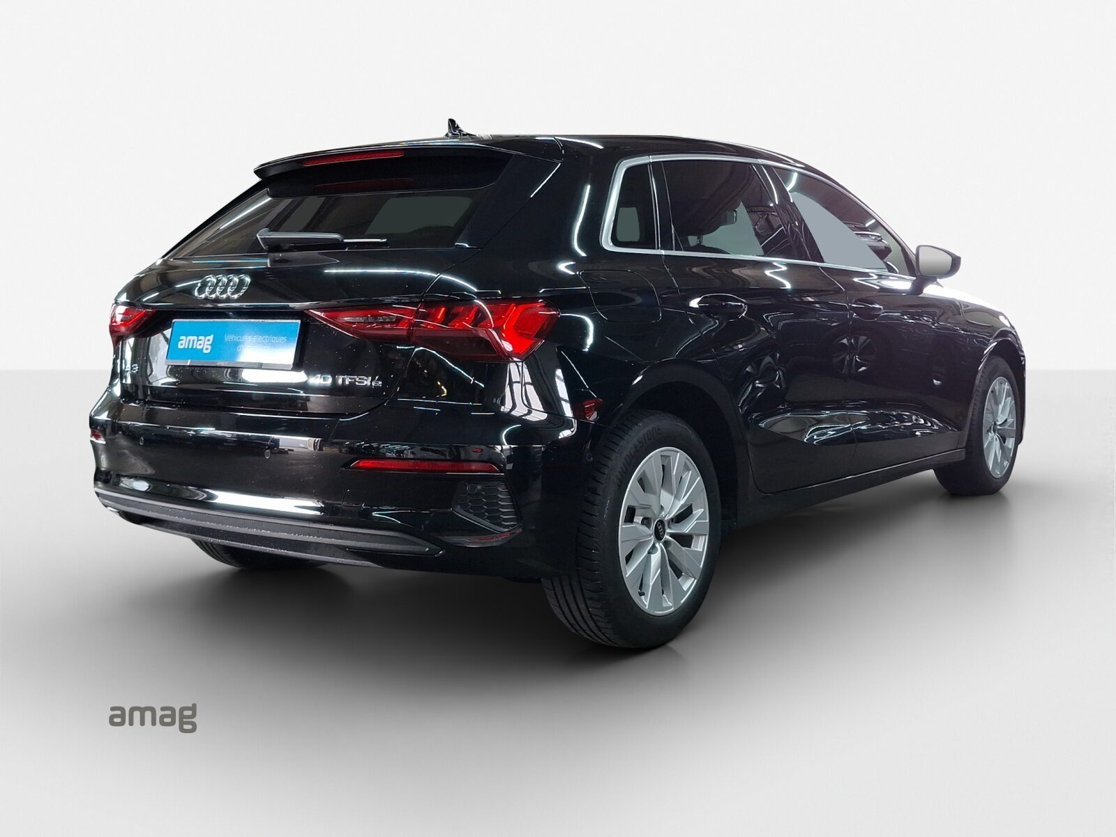 AUDI A3 Sportback 40 TFSI e, Full-Hybrid Petrol/Electric, Second hand / Used, Automatic - 6