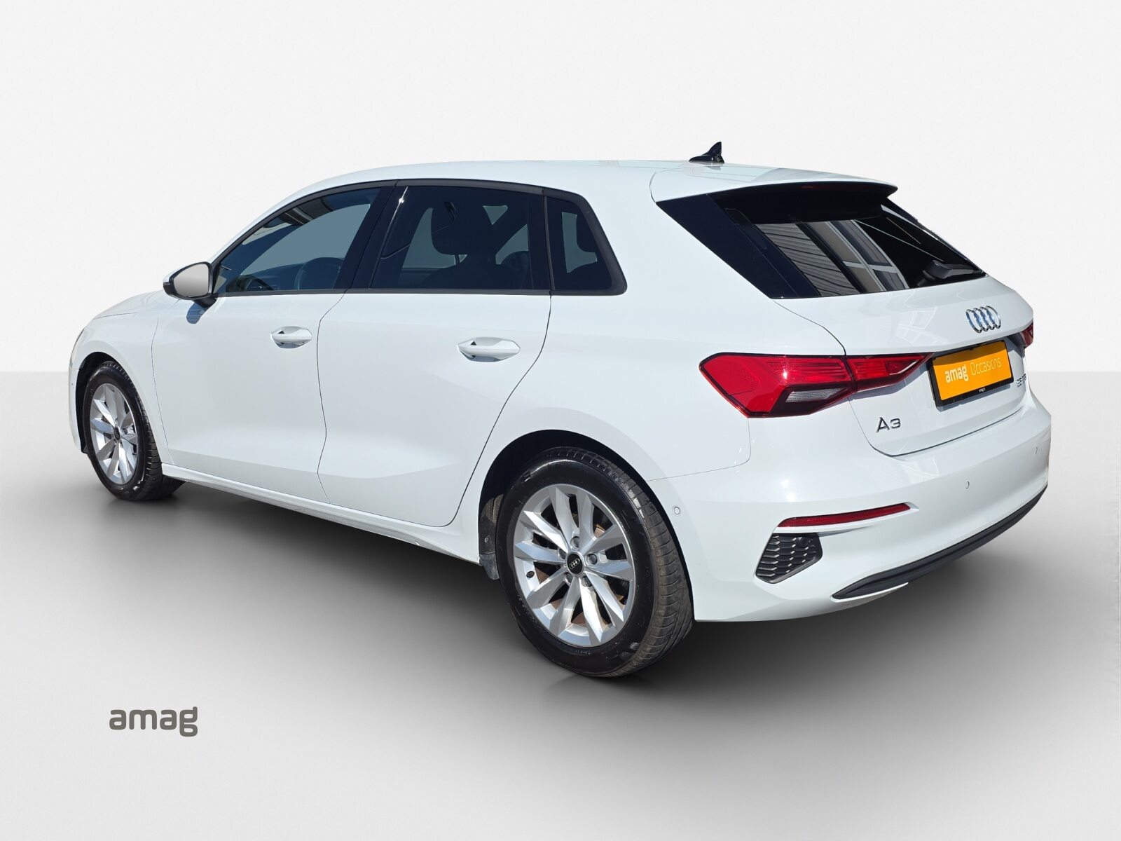 AUDI A3 Sportback 35 TFSI, Benzina, Occasioni / Usate, Automatico - 3