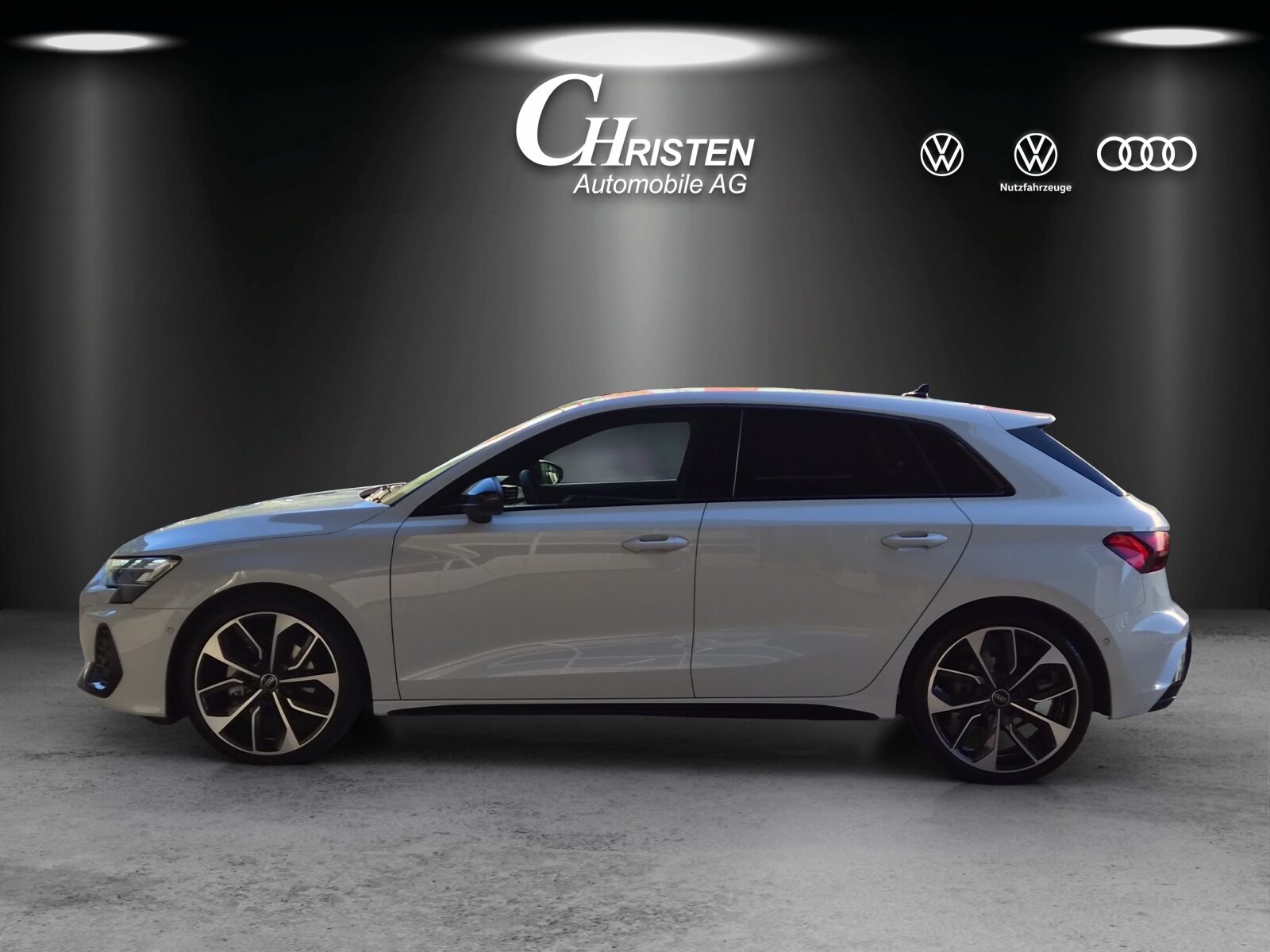 AUDI A3 Sportback 35 TFSI S line Attraction, Benzin, Occasion / Gebraucht, Automatik - 2