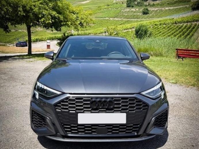 AUDI A3 1.5 35 TFSI S Line Attraction S-Tronic, Mild-Hybrid Petrol/Electric, Second hand / Used, Automatic