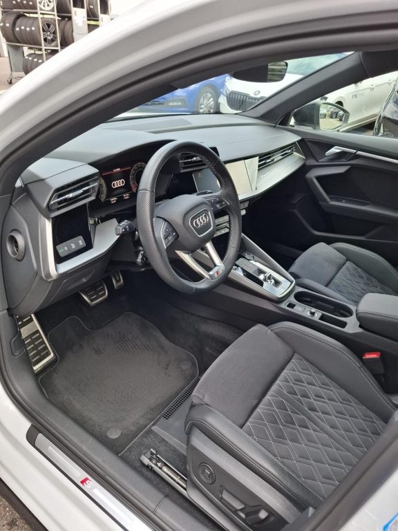 AUDI A3 1.5 35 TFSI S Line Attraction S-Tronic, Mild-Hybrid Petrol/Electric, Second hand / Used, Automatic - 5