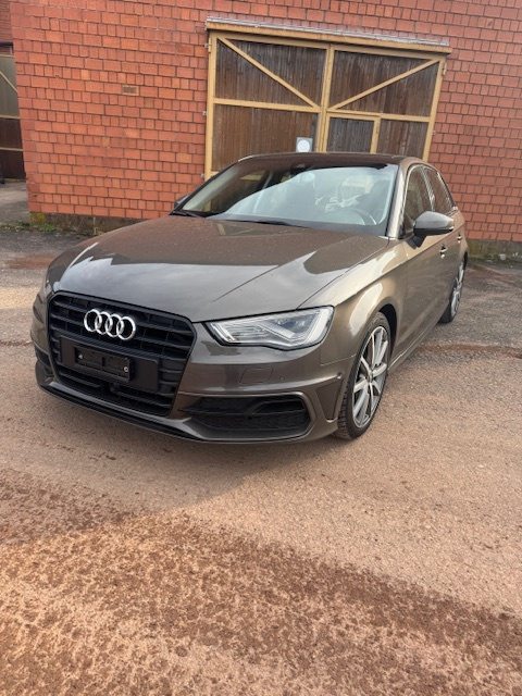 AUDI A3 2.0 TDI 184 Ambition qu. S-Tr., Diesel, Occasioni / Usate, Automatico - 2