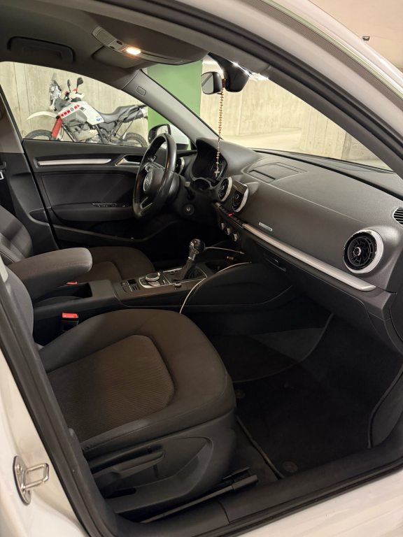 AUDI A3 1.4 Sportback TFSI CoD, Essence, Occasion / Utilisé, Automatique - 5