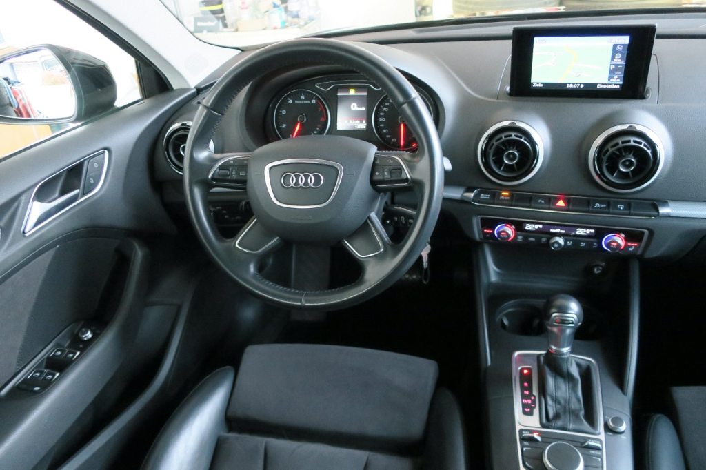 AUDI 1.4 T FSI 150PS ultra Ambiente S-Tr, Essence, Occasion / Utilisé, Automatique - 3