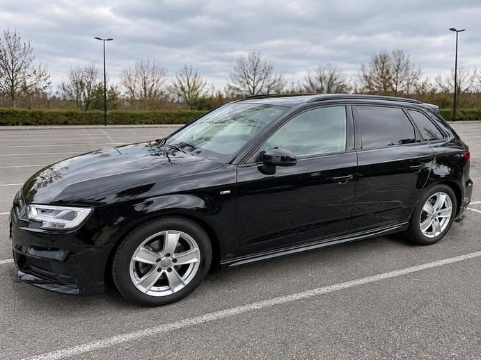 AUDI A3 s-line, Benzin, Occasion / Gebraucht, Automatik
