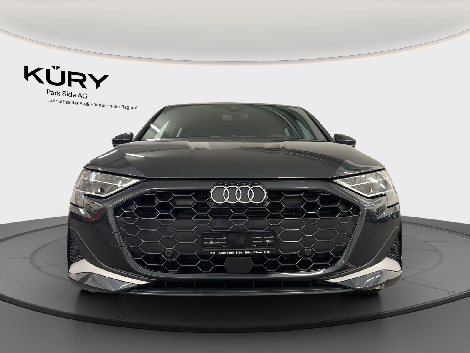 AUDI A3 Sportback 35 TFSI advanced Attraction, Benzin, Vorführwagen, Automatik - 2