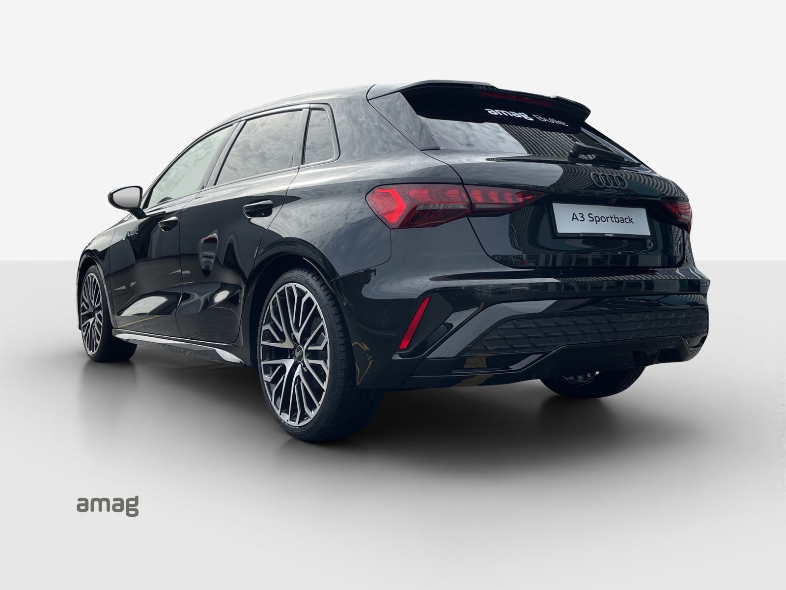 AUDI A3 Sportback 35 TFSI S line Attraction, Essence, Voiture de démonstration, Automatique - 4