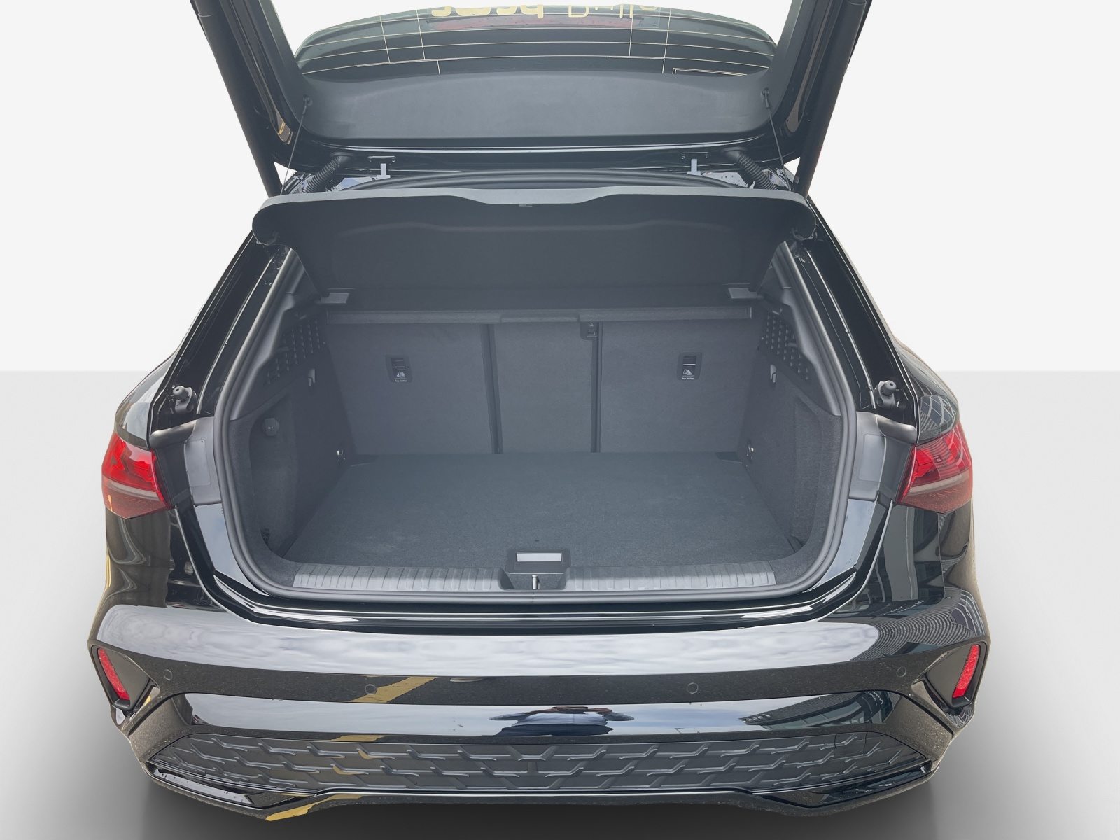 AUDI A3 Sportback 35 TFSI S line Attraction, Essence, Voiture de démonstration, Automatique - 6
