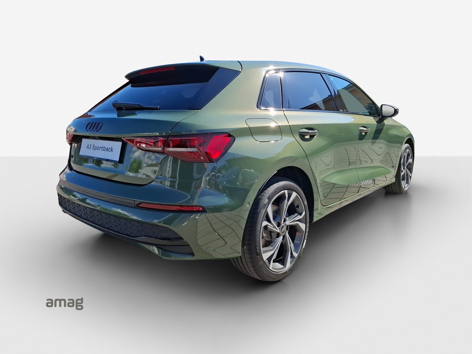 AUDI A3 Sportback 40 TFSI e advanced Attraction, Full-Hybrid Petrol/Electric, Ex-demonstrator, Automatic - 5