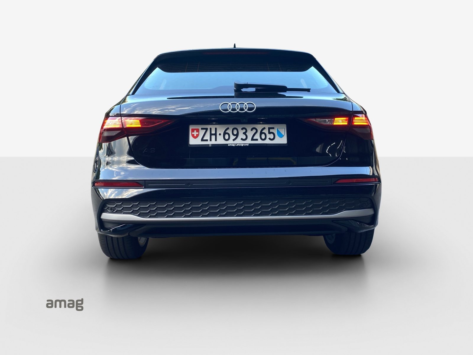 AUDI A3 Sportback 40 TFSI e advanced, Full-Hybrid Petrol/Electric, Ex-demonstrator, Automatic - 4