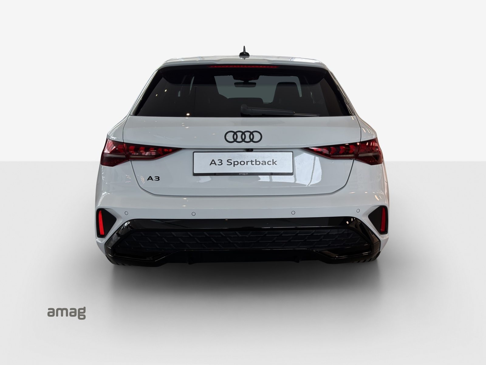 AUDI A3 Sportback TFSI 110 kW S line, Benzina, Auto dimostrativa, Automatico - 4