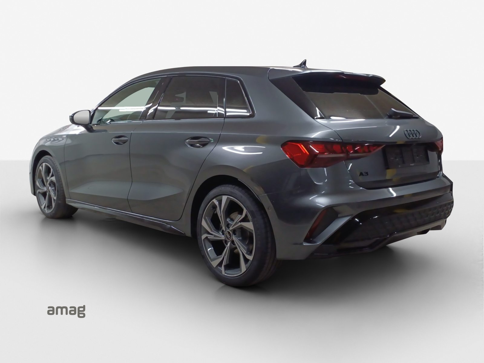 AUDI A3 Sportback TFSI 110 kW S line Attraction, Petrol, Ex-demonstrator, Automatic - 3