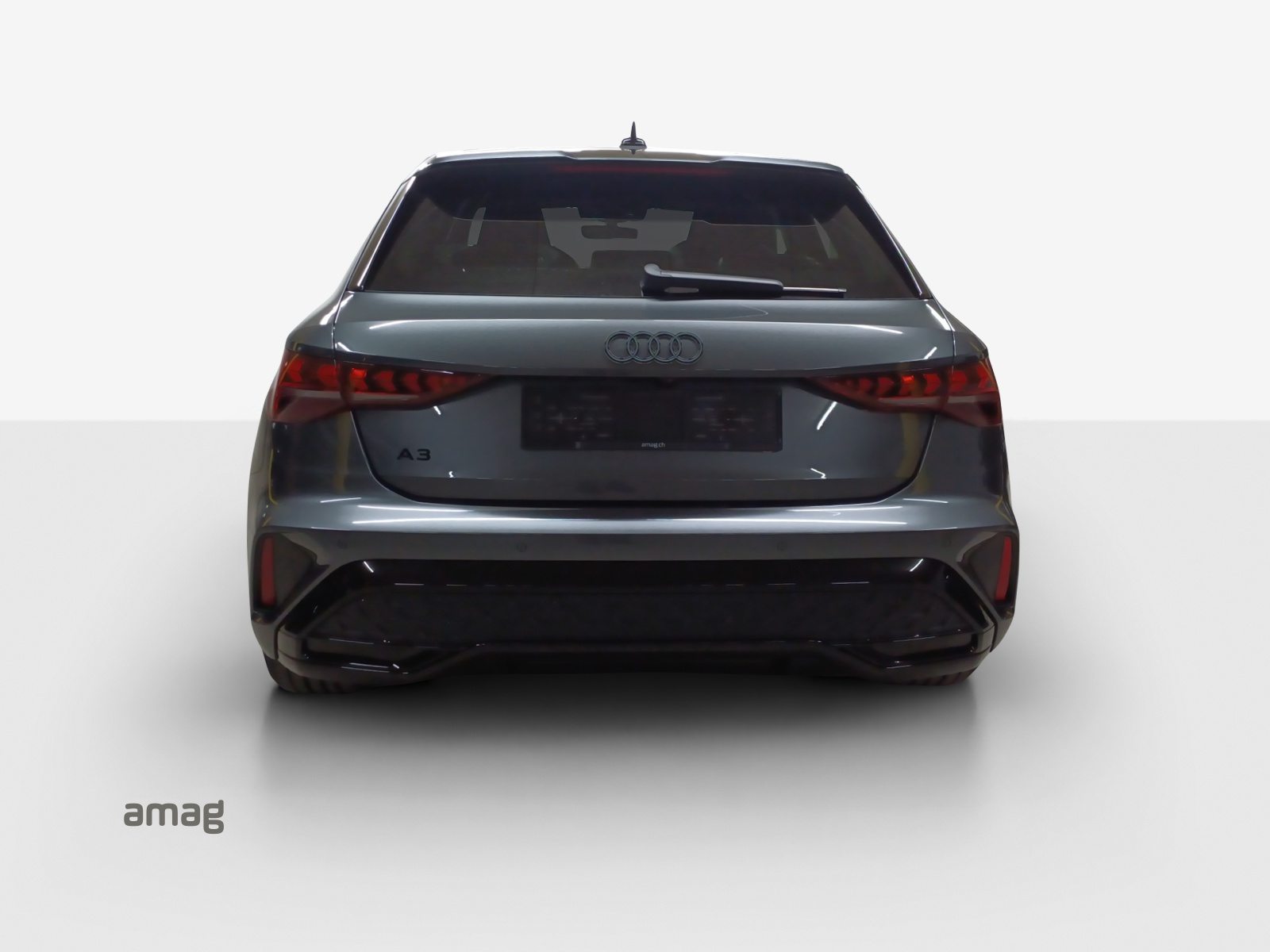 AUDI A3 Sportback TFSI 110 kW S line Attraction, Petrol, Ex-demonstrator, Automatic - 4