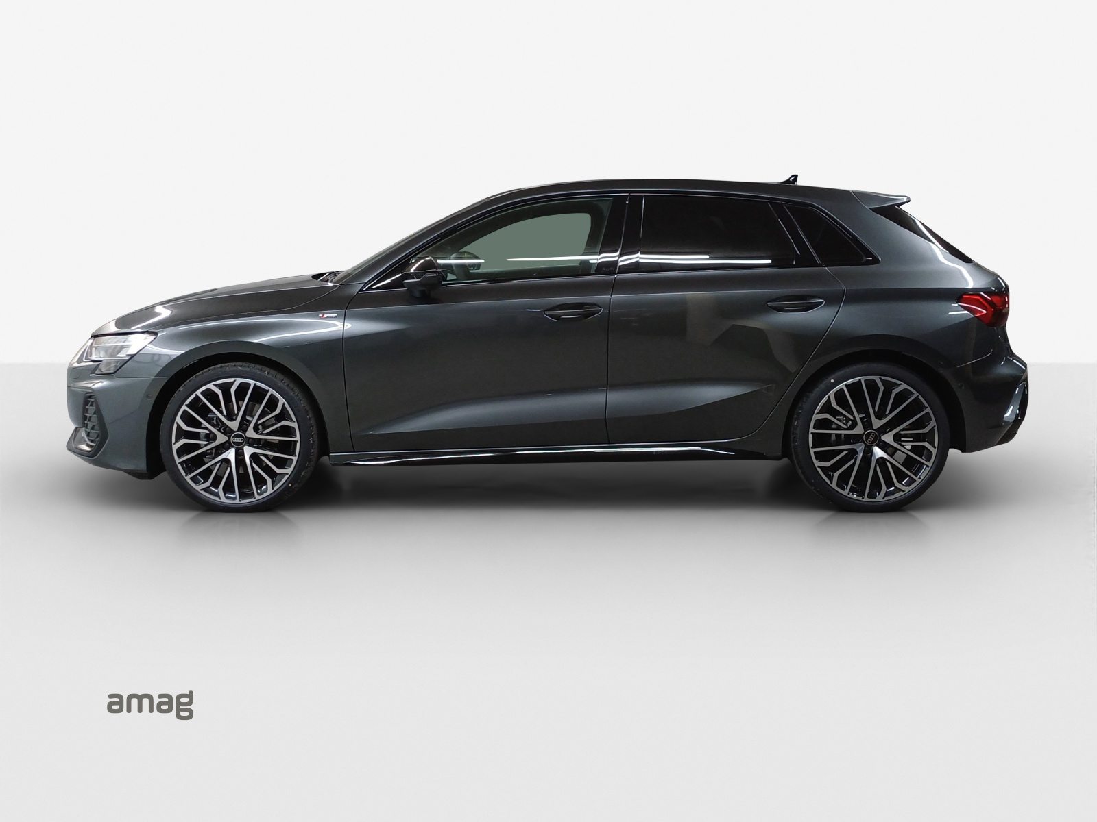 AUDI A3 Sportback TFSI 110 kW S line Attraction, Essence, Voiture de démonstration, Automatique - 2