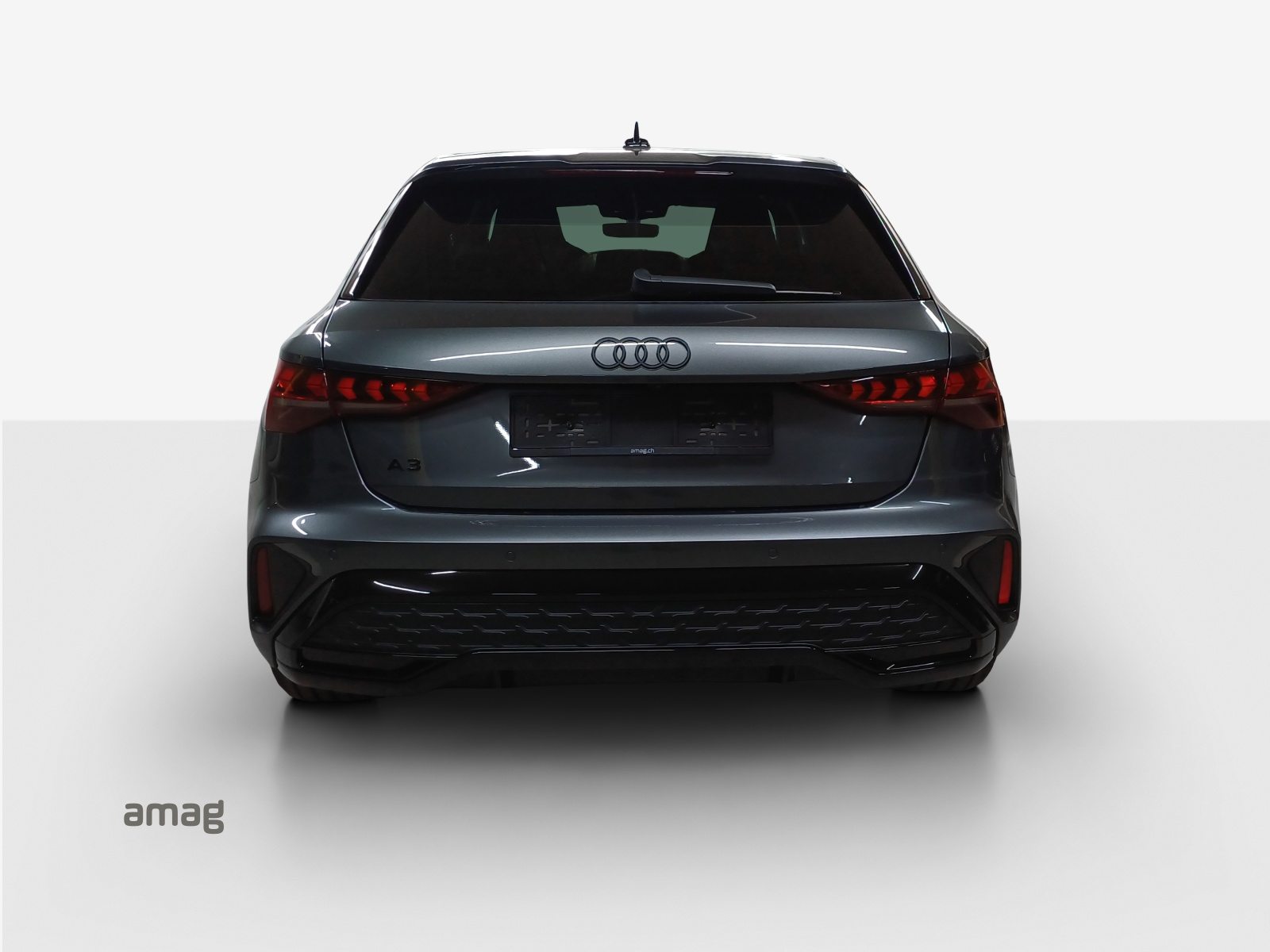 AUDI A3 Sportback TFSI 110 kW S line Attraction, Essence, Voiture de démonstration, Automatique - 4