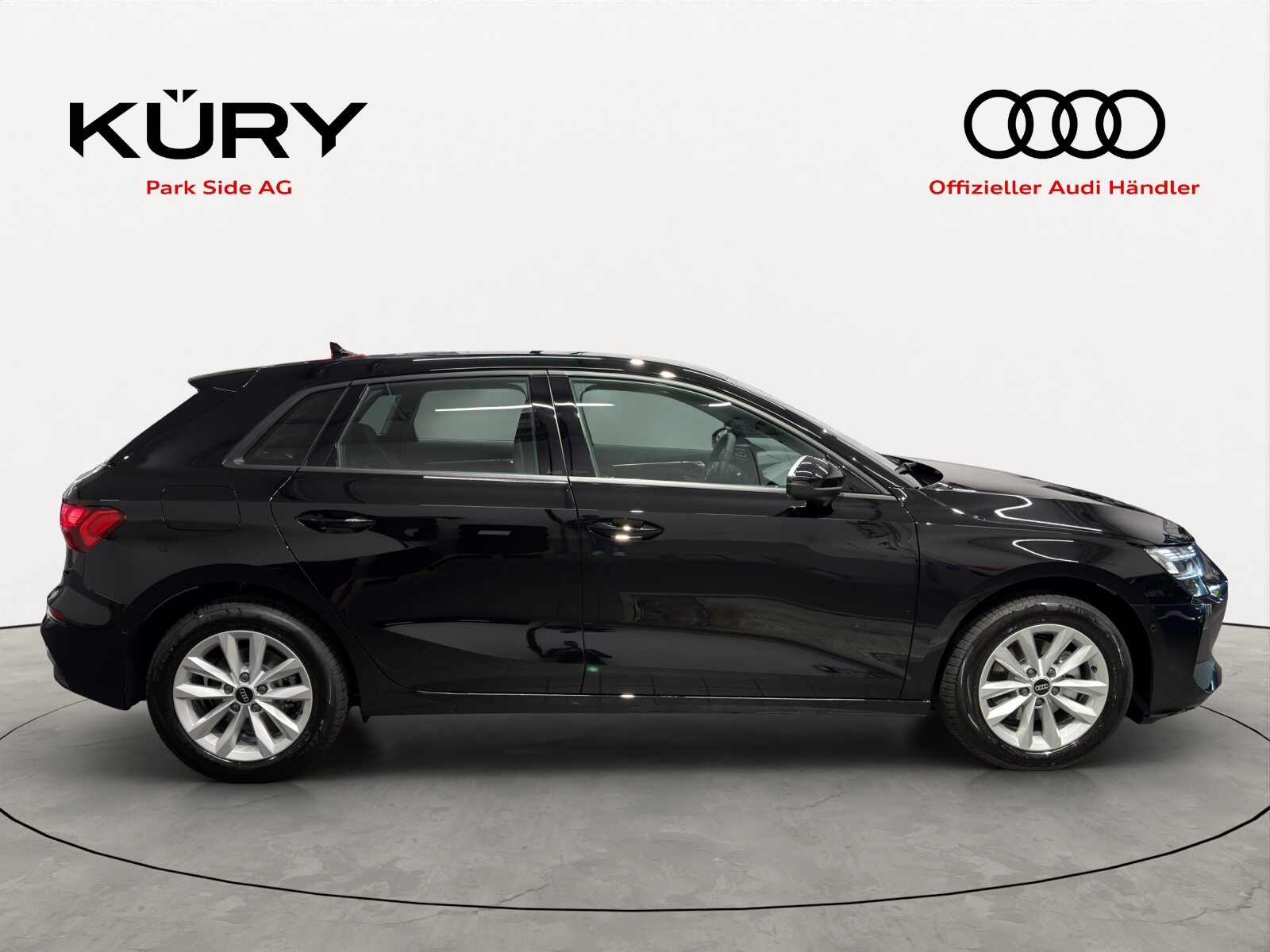 AUDI A3 Sportback TFSI 110 kW Attraction, Essence, Voiture de démonstration, Automatique - 3