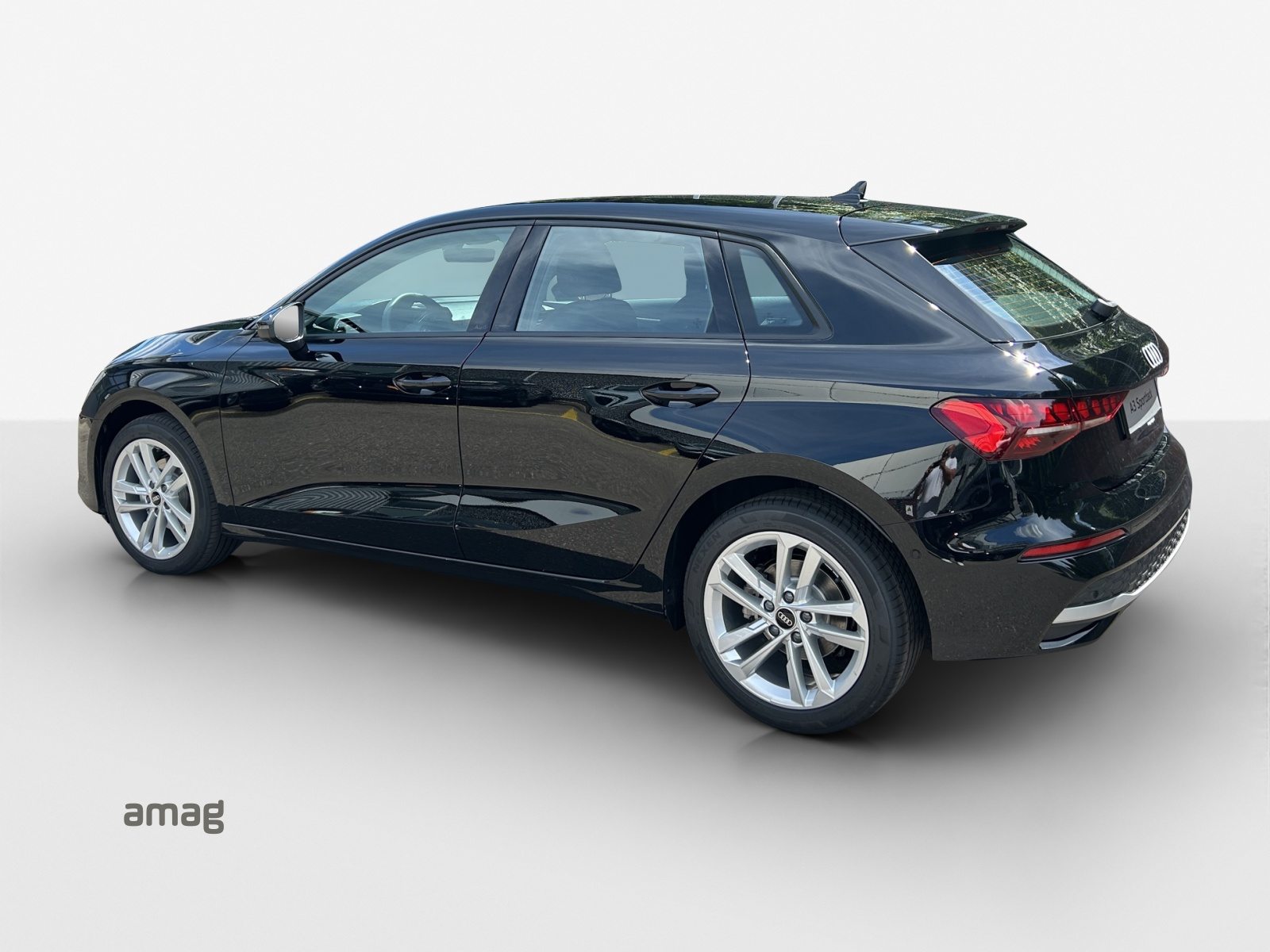AUDI A3 Sportback TFSI 110 kW Attraction, Benzina, Auto dimostrativa, Automatico - 3