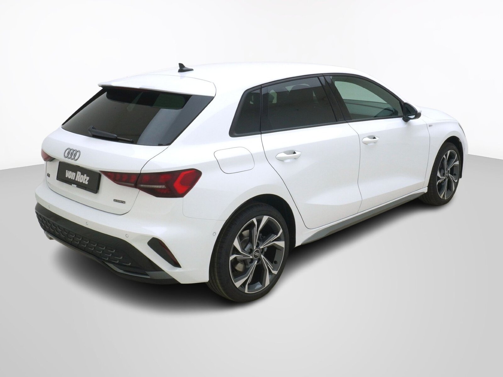AUDI A3 Sportback 2.0 40 TFSI S Line quattro S-Tronic, Mild-Hybrid Petrol/Electric, Ex-demonstrator, Automatic - 6