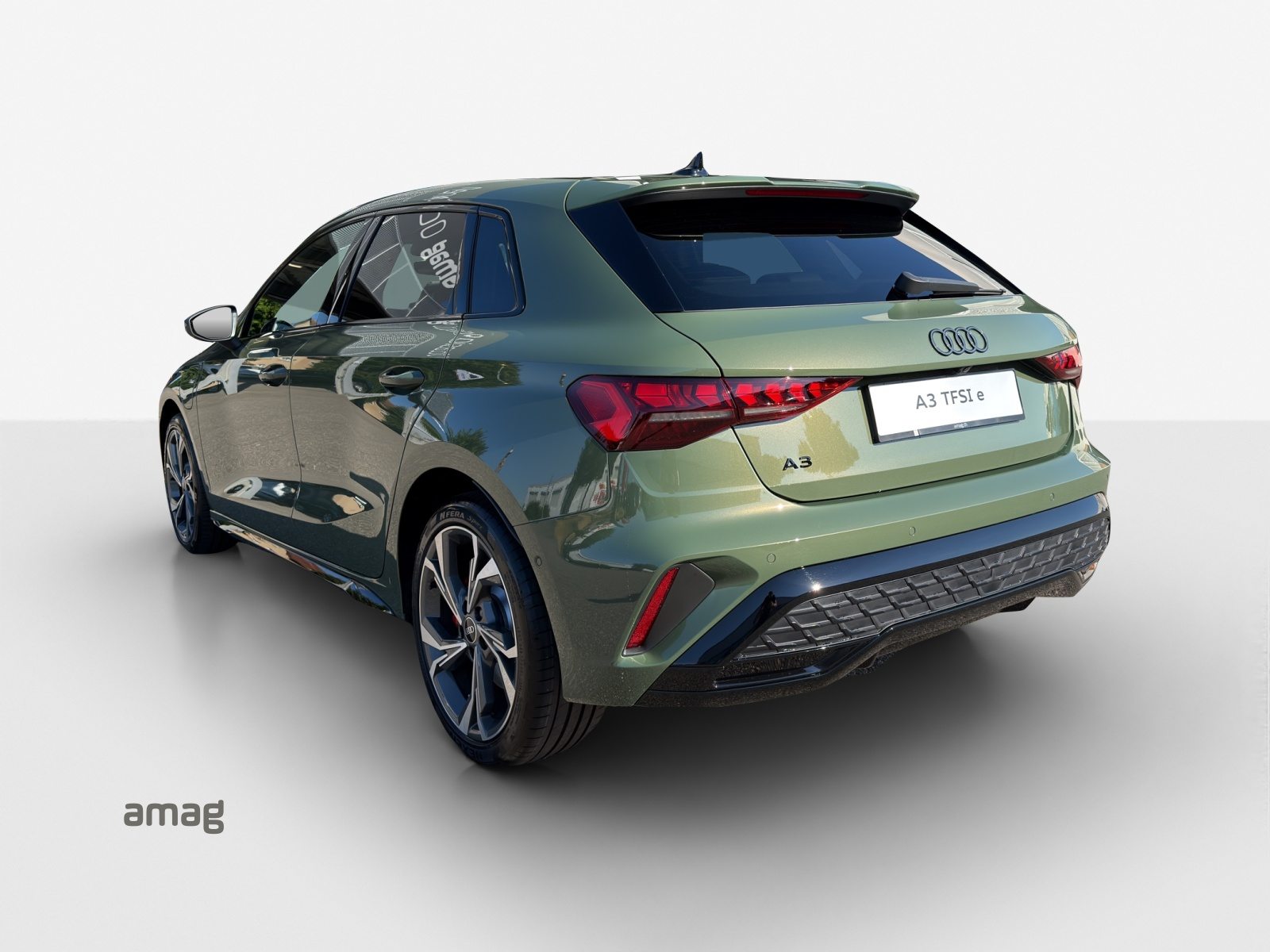 AUDI A3 Sportback TFSI e 200 kW S line Attraction, Hybride Integrale Benzina/Elettrica, Auto dimostrativa, Automatico - 3